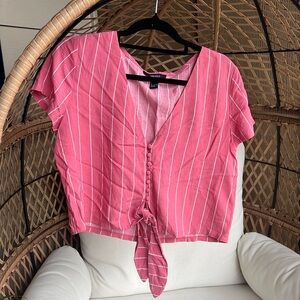 Super cute Forever 21 button up top, pink w white stripes. Perfect for vacay🌴